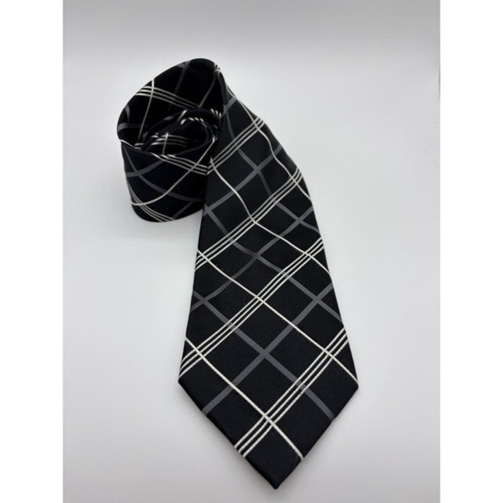 Kenneth Cole, New York, Black/White Diagonal Checkered Grid Pattern Necktie Silk